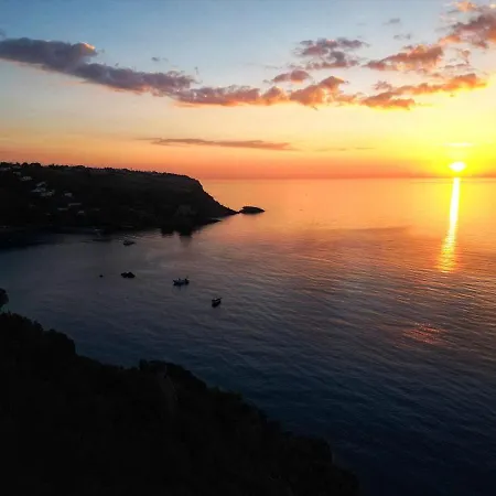 Vannefora Oda ve Kahvaltı San Nicola Arcella