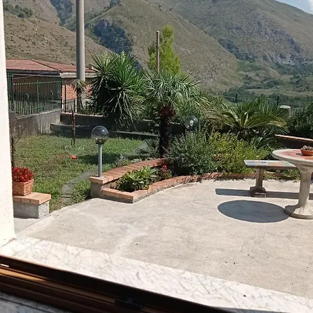 Vannefora Bed & Breakfast 4*